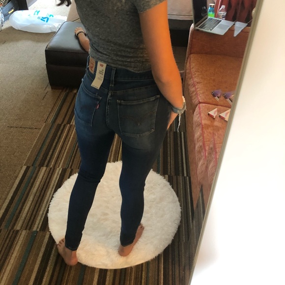 🔴SOLD🔴Levi’s 710 Super Skinny Mid Rise Jeans - Picture 13 of 13